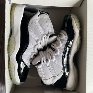 Used Jordan sneakers